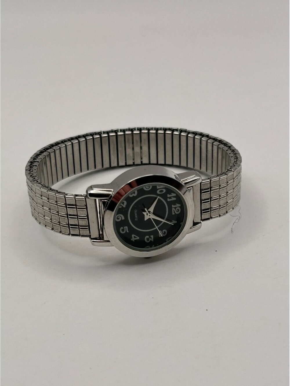 Accutime WCFLE19 Quartz Wristwatch Womens Black Dial Stretch Expansion Band